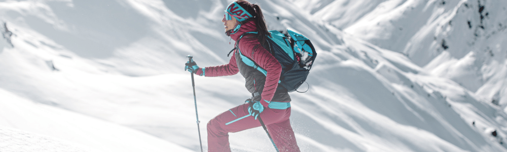 Comment farter ses skis de randonnées et bien les entretenir